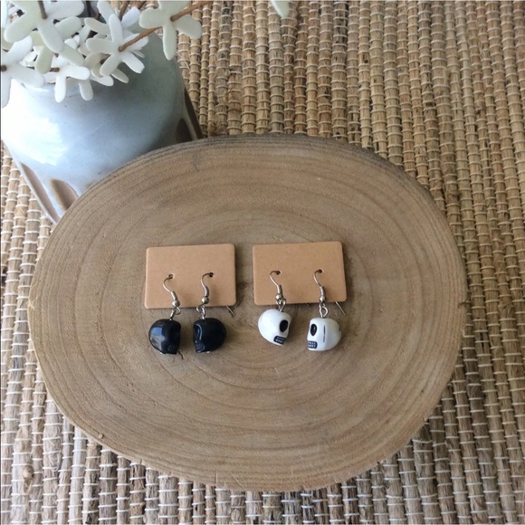 LAST 1! NEW! Halloween SET OF 2 PAIR Earrings Sugar Skull Black & White Gothic - Picture 3 of 8